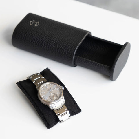 The Oscar 1 Watch Roll - Black